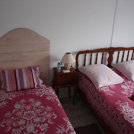 Yec'Hed Mat Bed and Breakfast Saint-Nicolas-du-Pélem Buitenkant foto